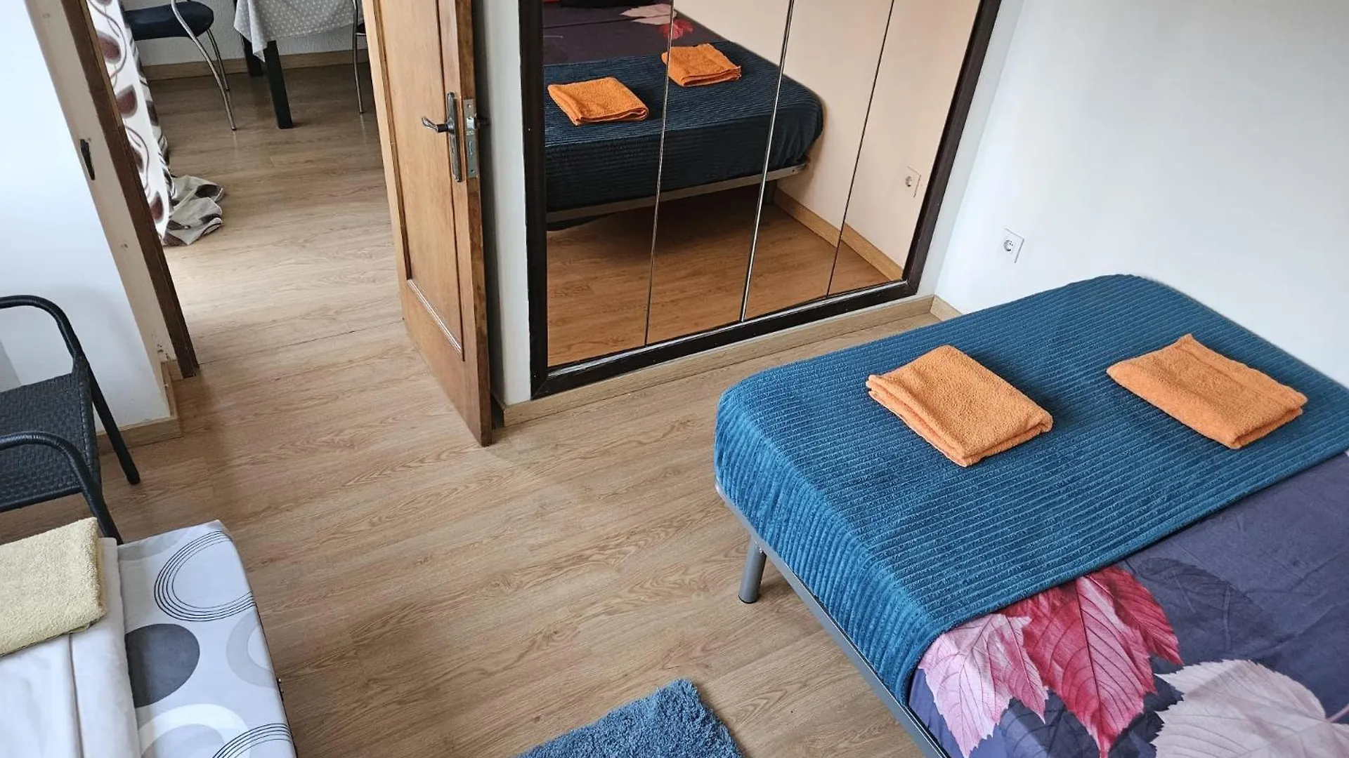 Sagrera Nino House Hotel Barcelona Capsule hotel